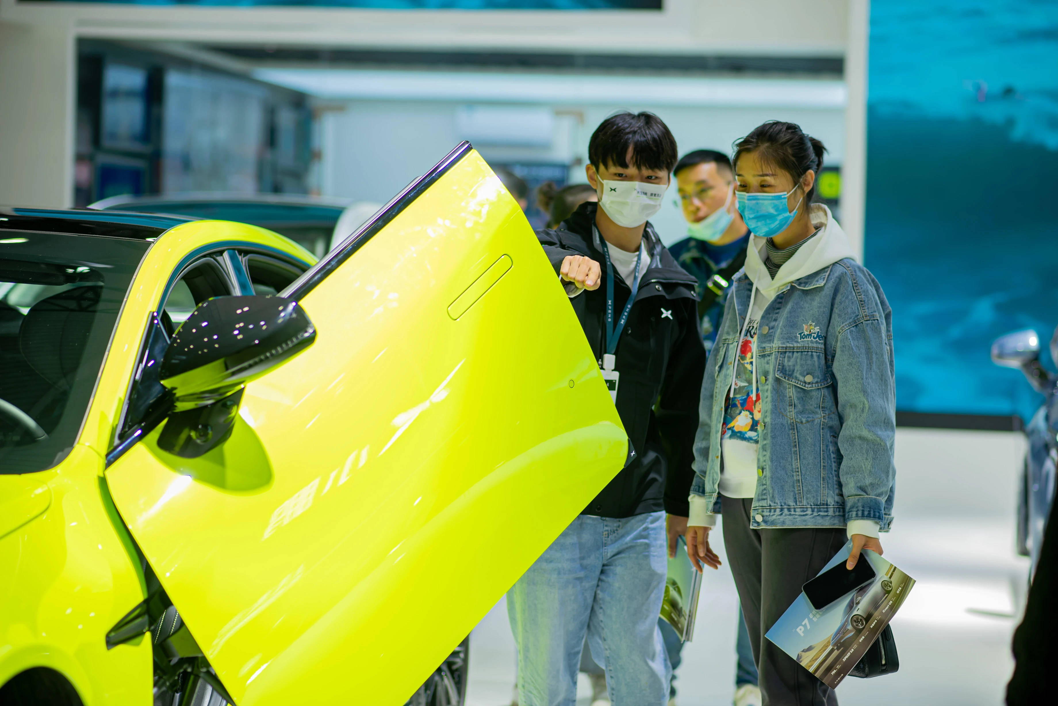 赛地聚焦——欧联关键时刻热度飙升，成都蓉城完成体检，质疑声仍在，年轻球员得到机会的简单介绍-开云体育官网